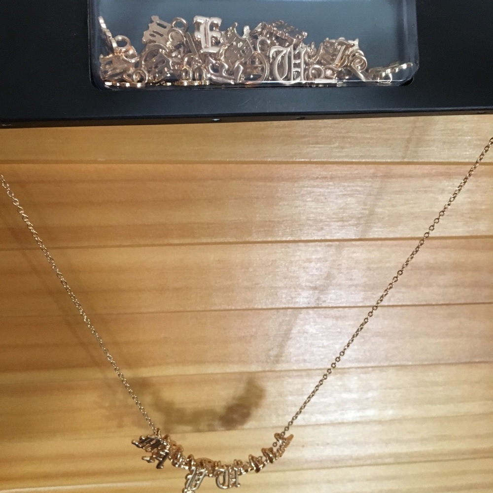 Forever 21 Necklace